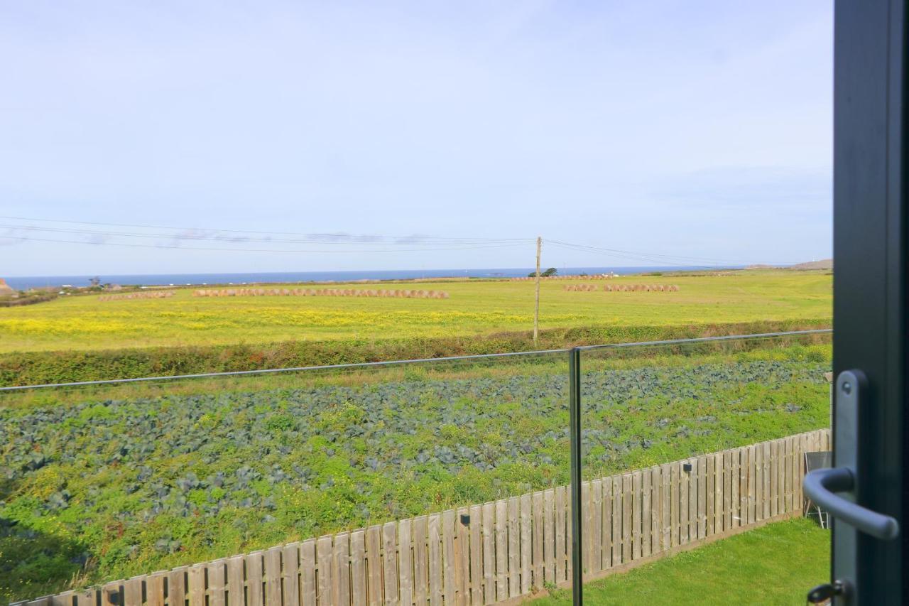 Stunning Home, Sea Views, Walk To Beach Saint Ervan Exterior foto